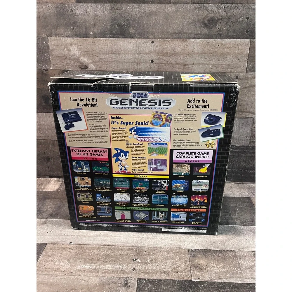 Sega Genesis Model 1601 Console Boxed High Definition Graphics Sonic 16-Bit
